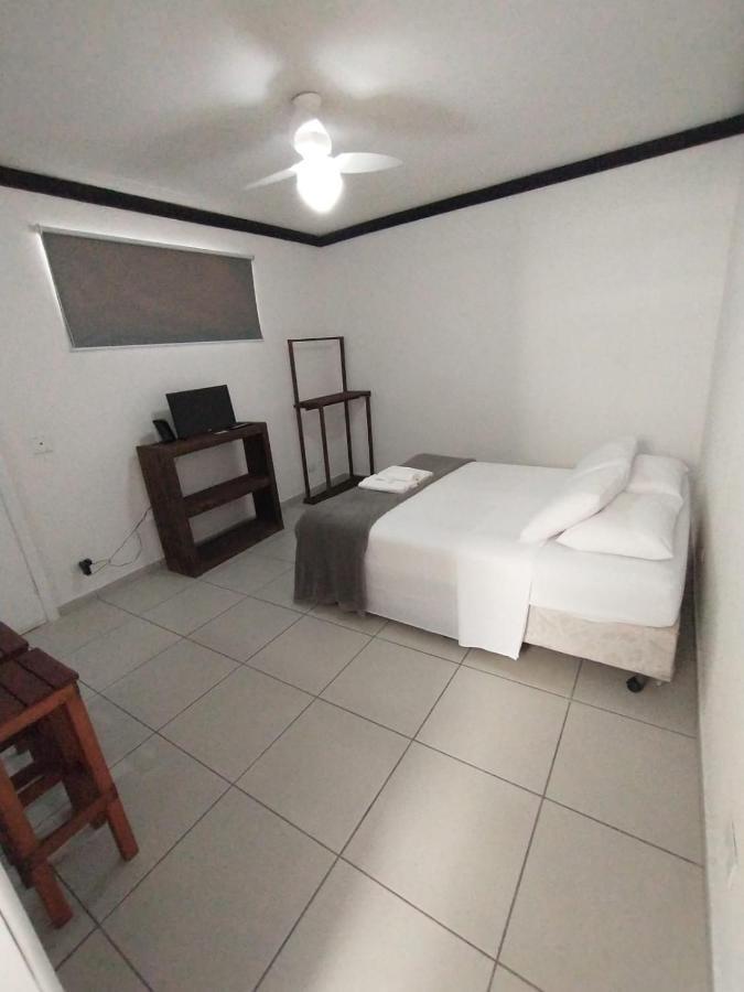 Apartamento Flat Schnneider, Hospedagem econômica, empresas, diárias Taubaté Exterior foto